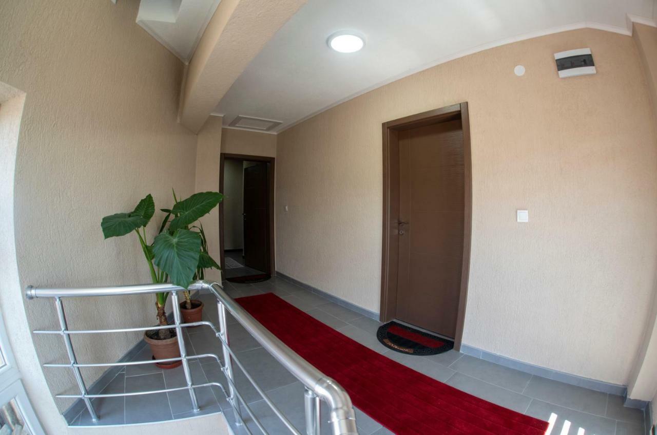 Dionis Rooms & Apartments Prilep Exterior foto